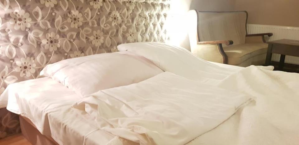 Hotel Radzewice מראה חיצוני תמונה