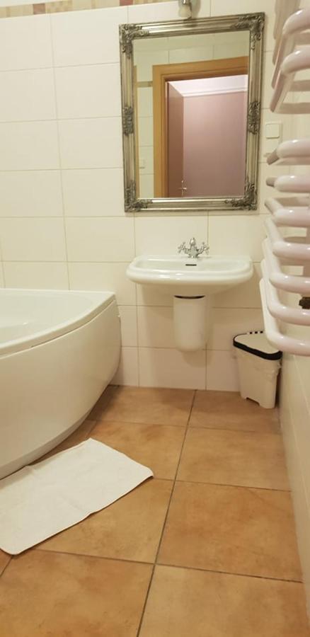 Hotel Radzewice מראה חיצוני תמונה